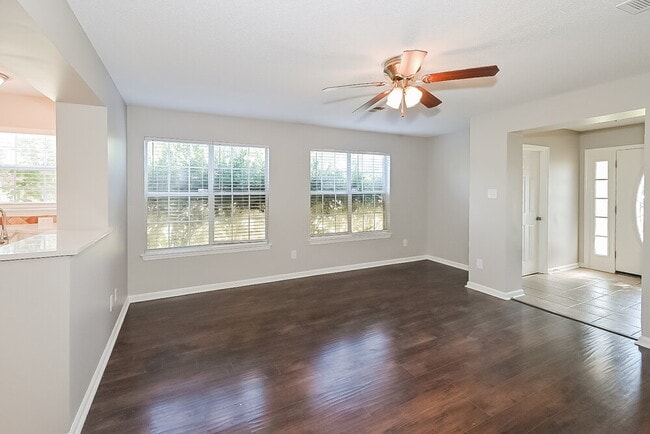 Photo - 1099 Cambrain Dr