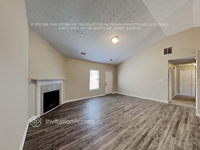 Photo - 70 Eastwood Forest