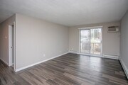 1BR, 1BA - 750SF