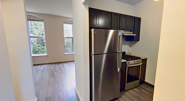 Photo - Tiffany Manor