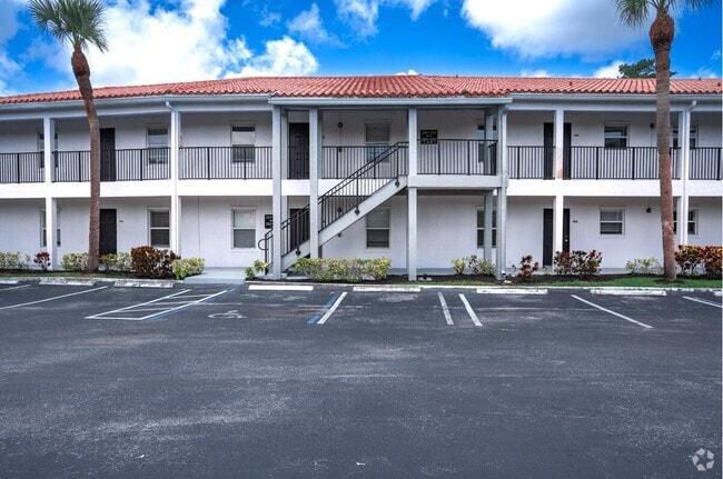 Building Photo - 5458 Via Delray Blvd Unit 110 Rental