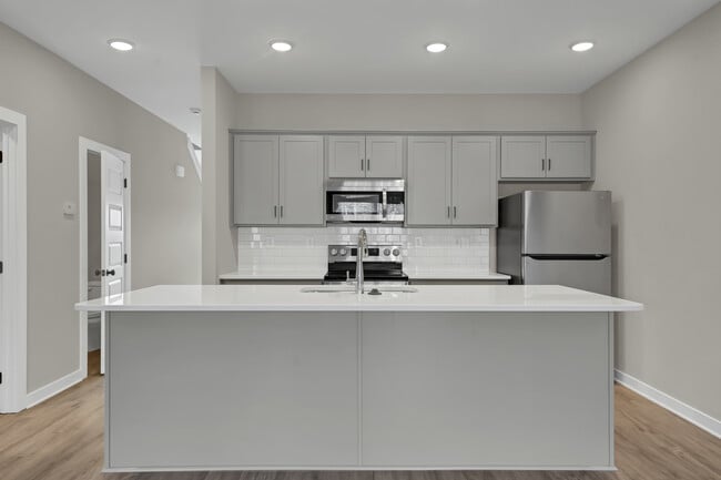 Townhouse Row at Greystone