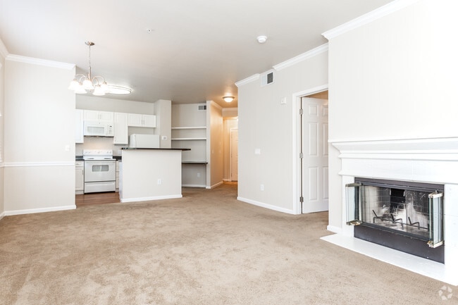 2BR,2BA-The Lee - Emerald Park