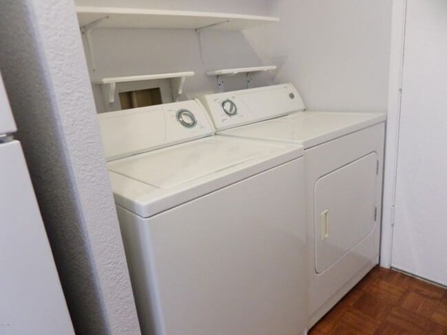 Photo - 2 BDRM TWNHSE AT POINTE TAPATIO