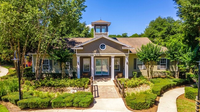 Spring Lake Cove Apartments