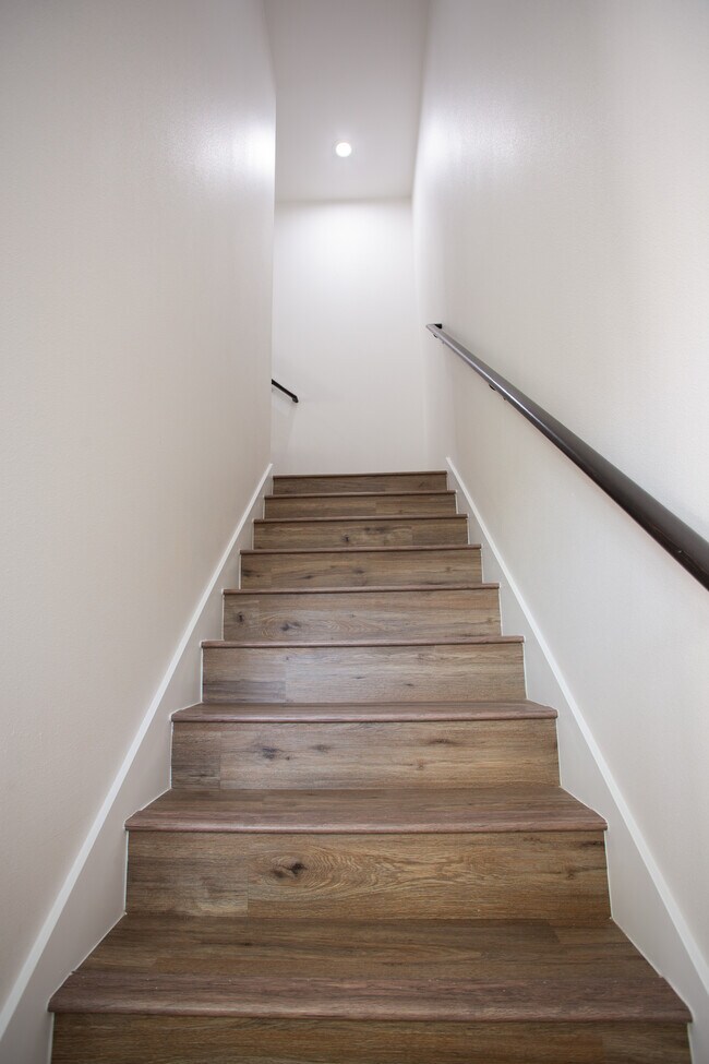 Photo - Iris Townhouse