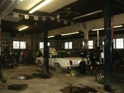 Auto Shop Space - Skyles Apartments