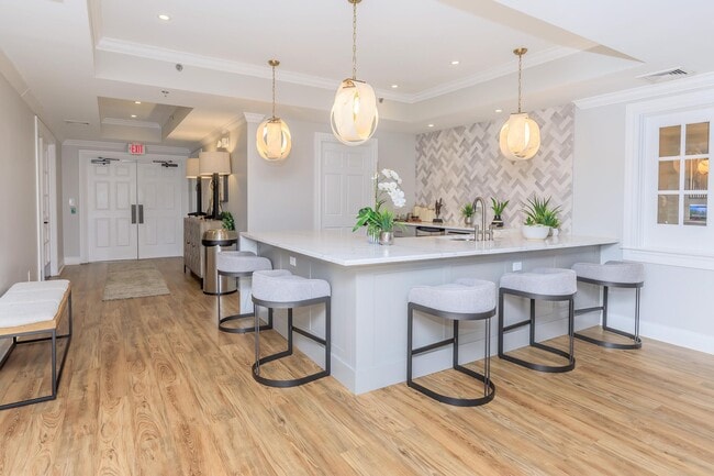 Photo - Glenview House