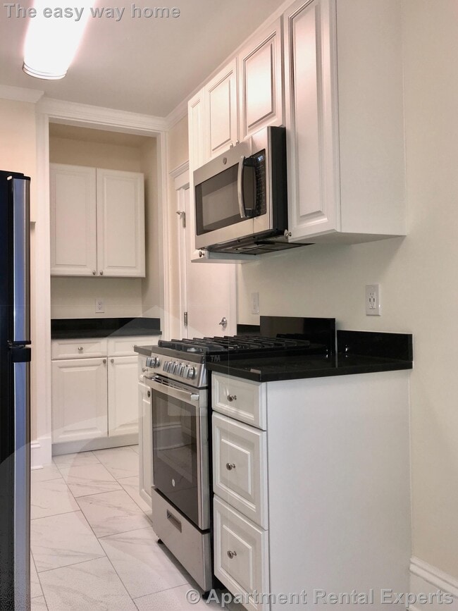 Building Photo - 24 Chauncy St Unit #5