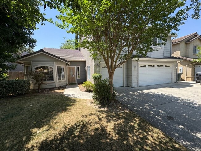 Building Photo - Beautiful 4 Bedroom coming soon!