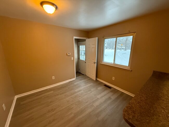 Photo - 596 Bloomfield Ave