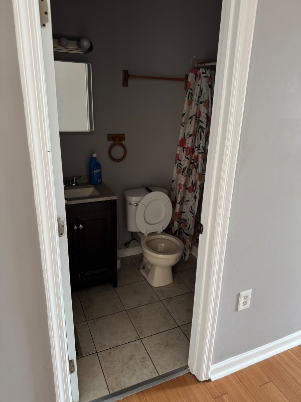 Photo - 400 Farrow St