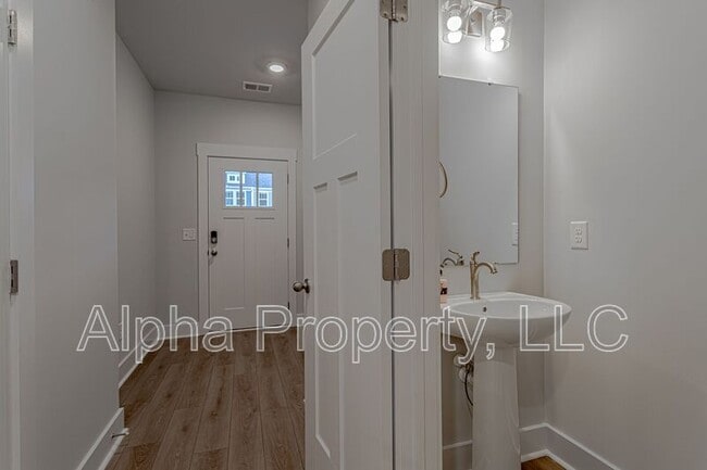 Photo - 1326 Maplesmith Wy