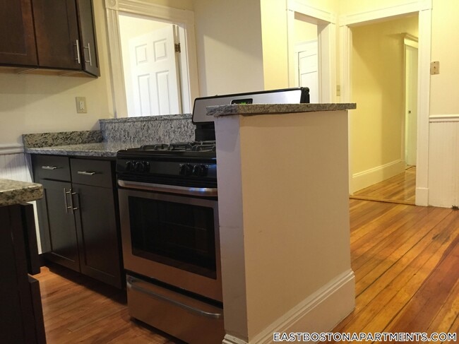 Photo - 119 Lexington St Unit 3R