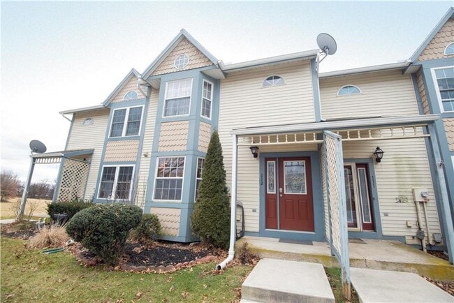 Building Photo - Condo in Bethlehem Township