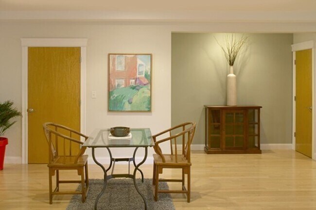 Photo - Somerville 2 BD 2 BATh Gem Available 9/1