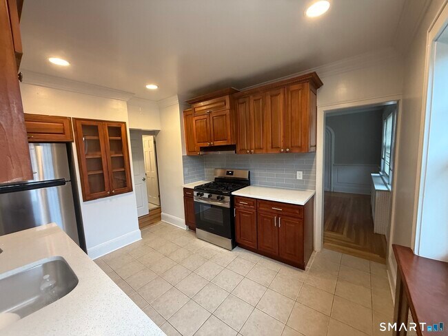 Photo - 293 Beechmont Ave Unit 2nd floor