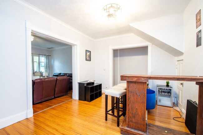 Photo - 1403 W Barker Ave