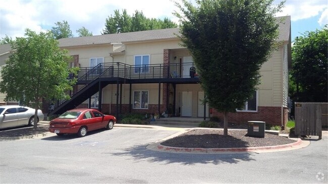 Building Photo - 835 W Piedmont Pl Unit 3 Rental