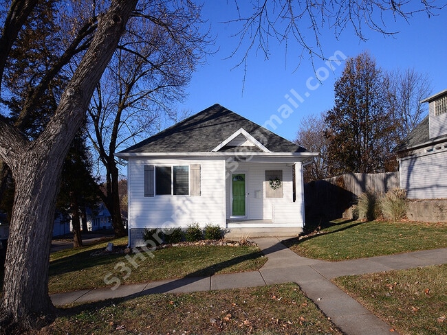 Photo - 2304 N 65th St
