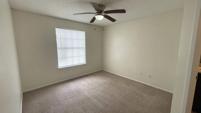 Photo - 1972 Lake Atriums Cir