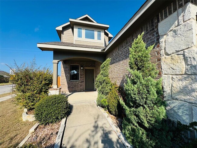 Photo - 718 Nautical Lp