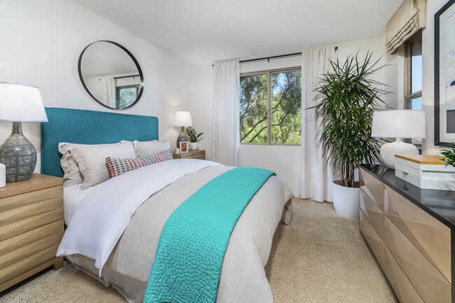 Pacific View Apartment Homes