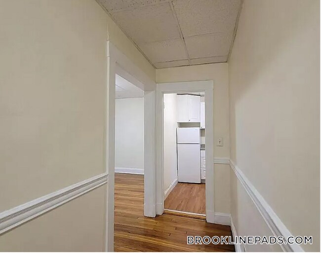 Photo - 364 Riverway Unidad 17