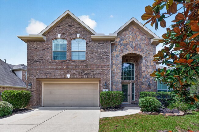 Building Photo - 50 Vershire Cir