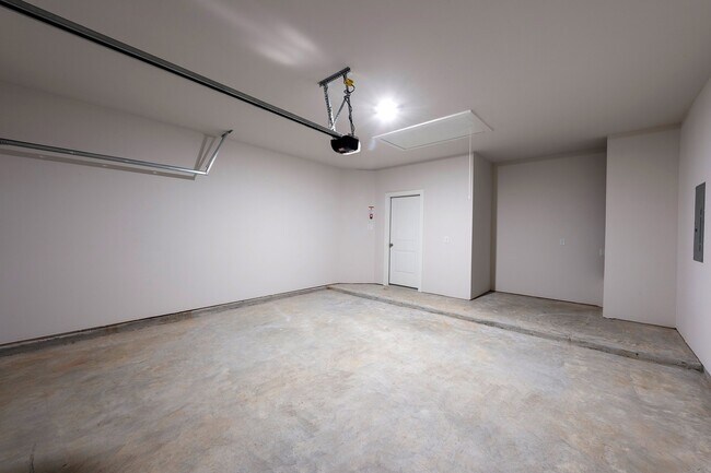 Photo - 16903 Solomons Plume Ln