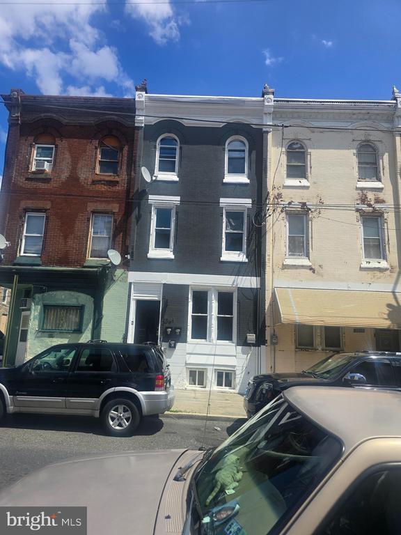 Photo - 2561 N 18th St