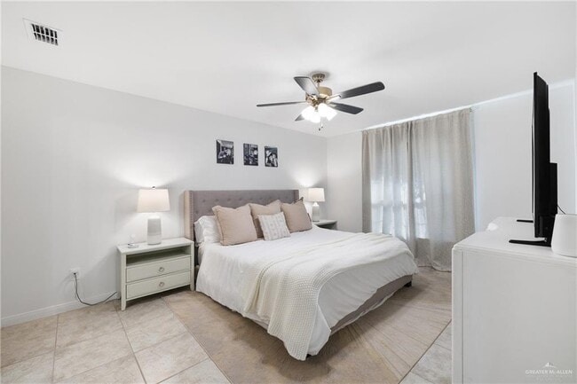 Photo - 18-25th 1/2 S 25 1/2