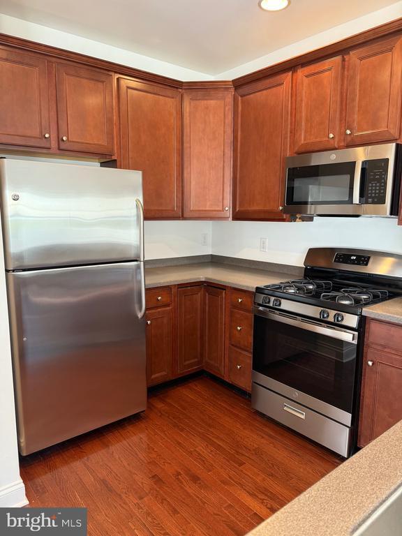 Photo - 111 Glacier Dr