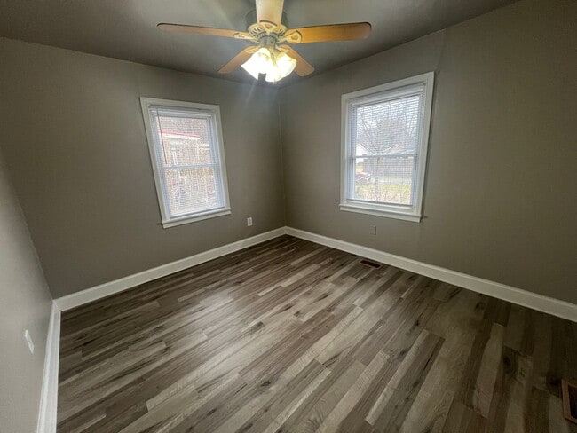 401 Tulip Dr