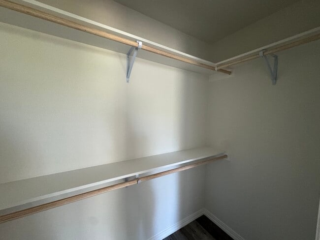 Photo - 2819 Sylvia St