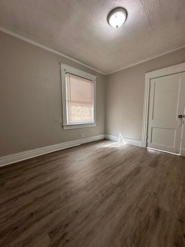 Photo - 4 bedroom 2 bath