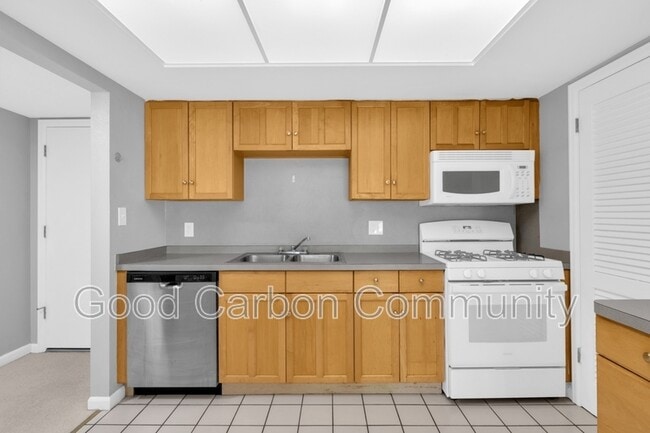 Photo - 2697 Baseline Rd Unit 210
