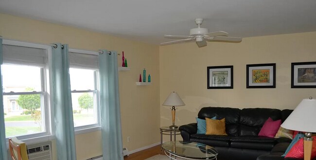 Photo - 310 Maryland Ave Unit 33B