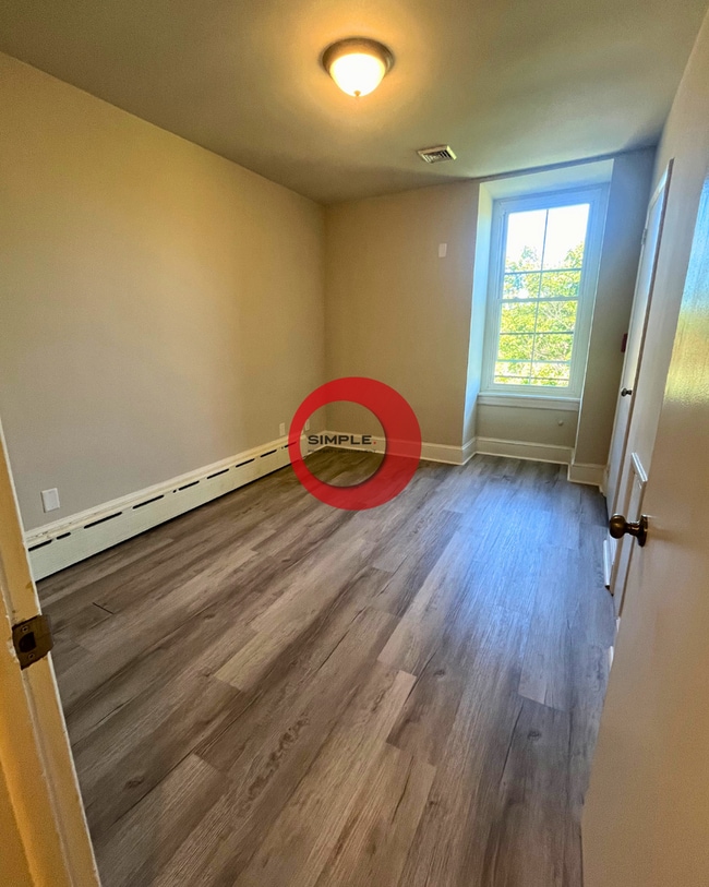 Photo - 556 Main St Unit C2