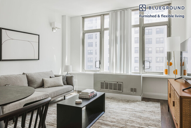Building Photo - 266 3rd Ave Rental