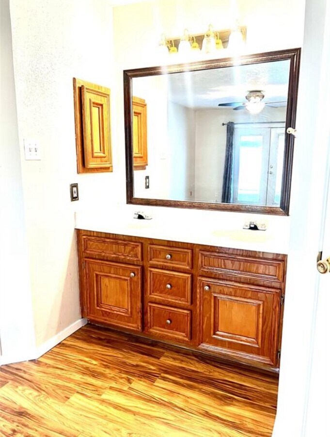 Photo - 2826 Pickett Dr