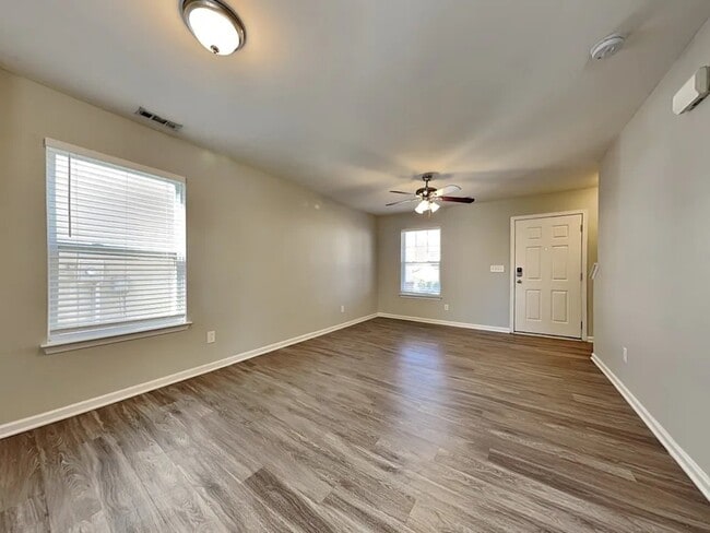 Photo - 3926 Damask Drive