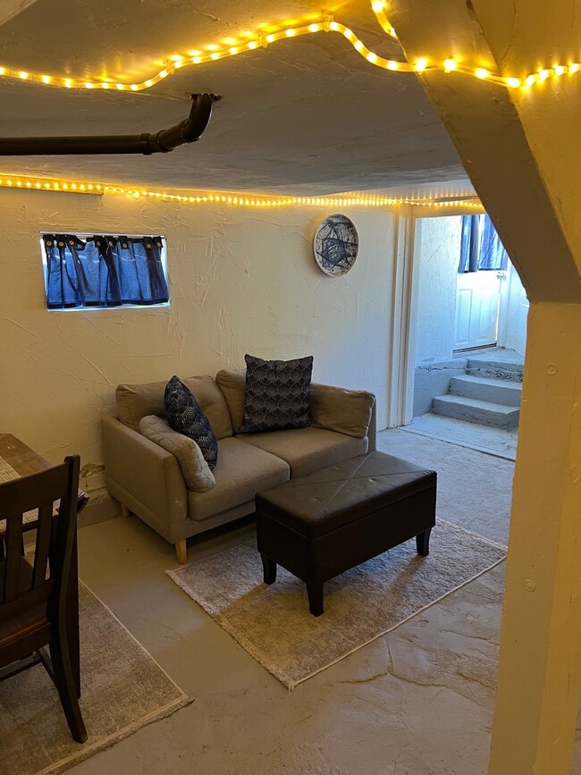 Photo - 801 Delta St Unit Basement Apartment