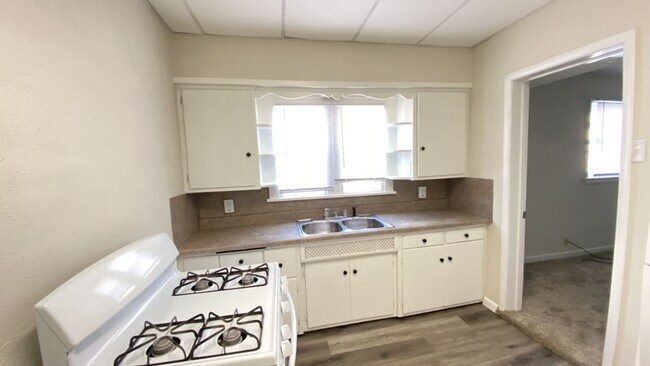 Photo - 214 E Crawford St Unidad 1/2