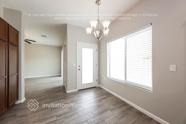 Photo - 506 W Latona Rd