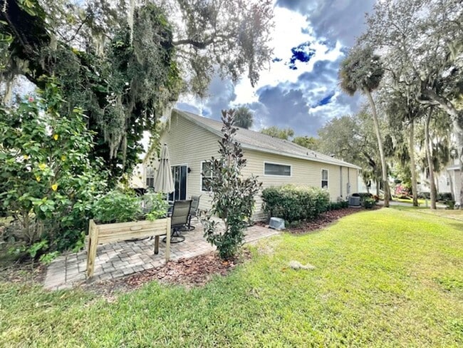 Photo - Debary - 3 Bedroom, 2 Bathroom – $2,995.00