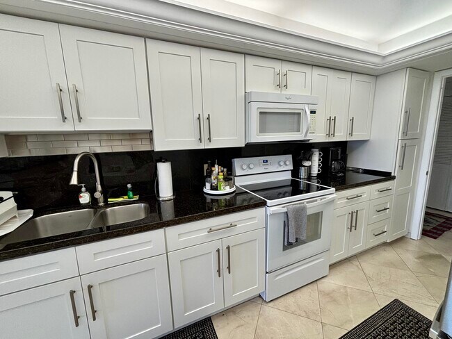 Photo - 4900 N Ocean Blvd Unit 517