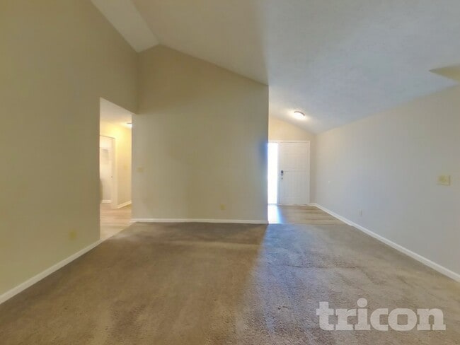 Photo - 3014 Silver Fox Dr