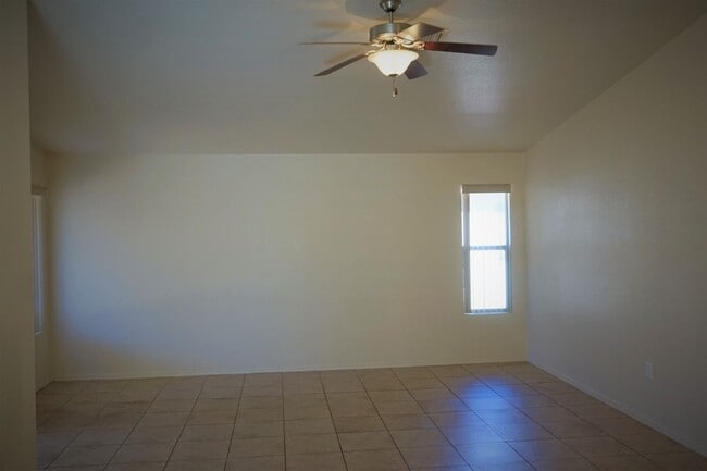 Photo - 4 Bedroom Home in Holiday Community
