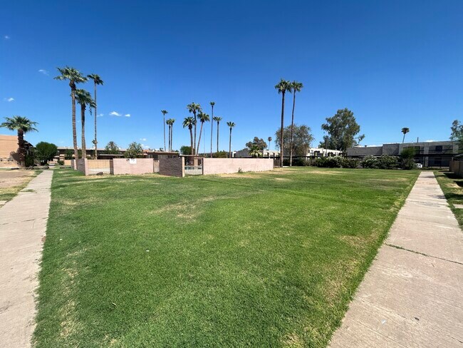 Photo - 2408 W Campbell Ave